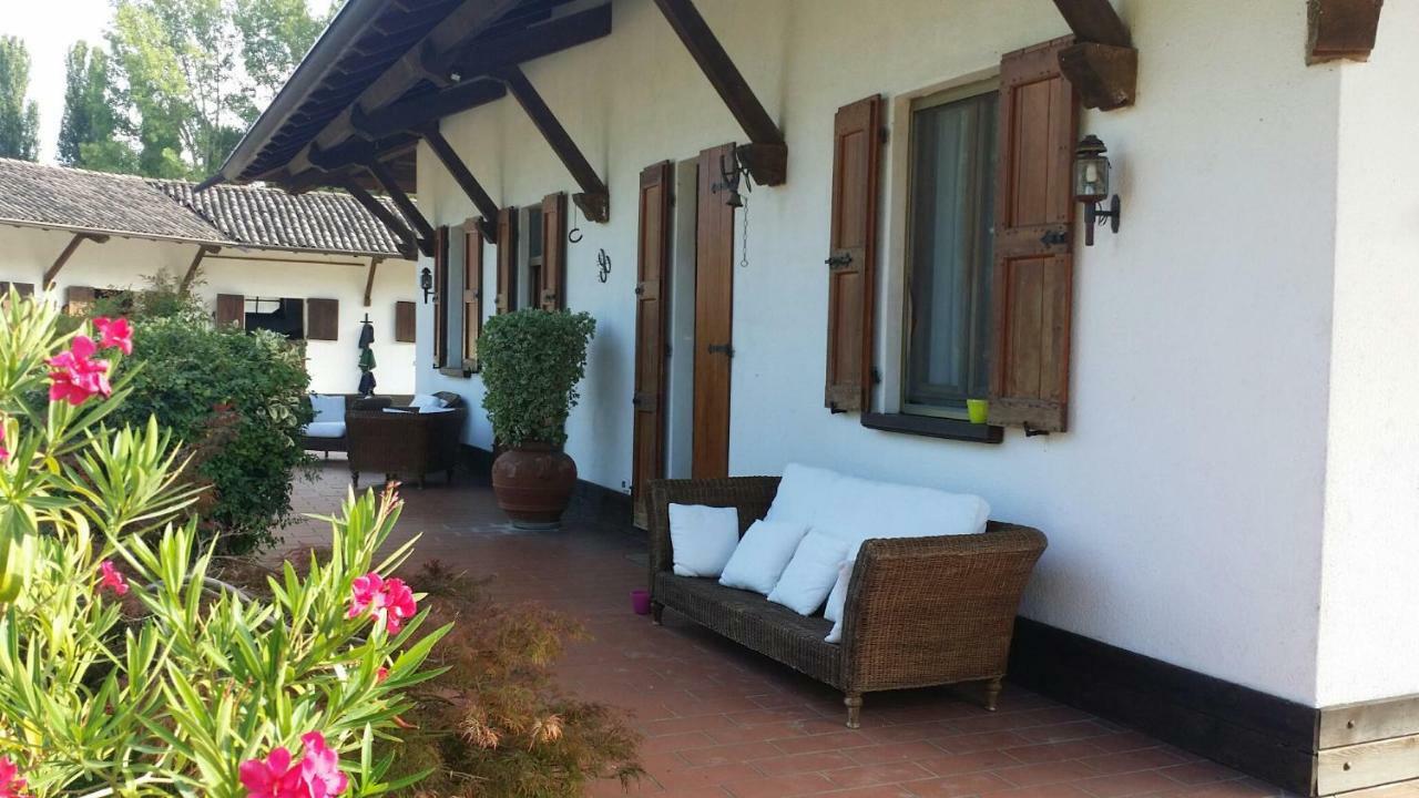Scuderia 100 Pertiche Villa Villanterio Buitenkant foto